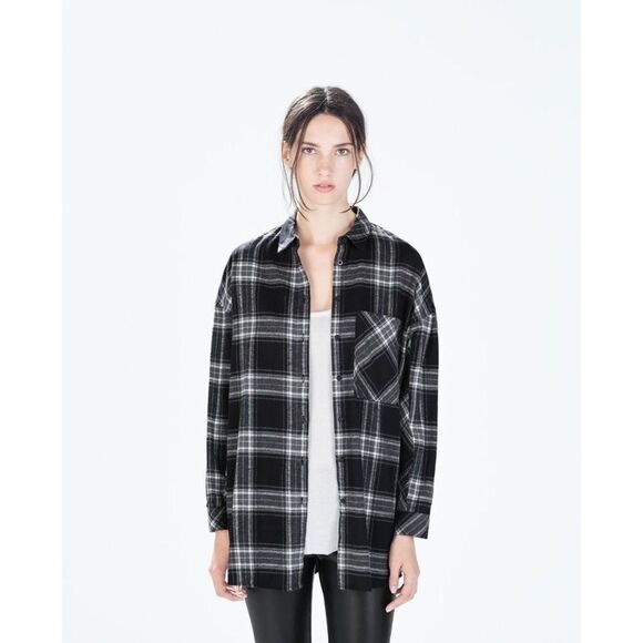 ✨Divided by H&M Plaid Shirt✨ - Picture 1 of 6